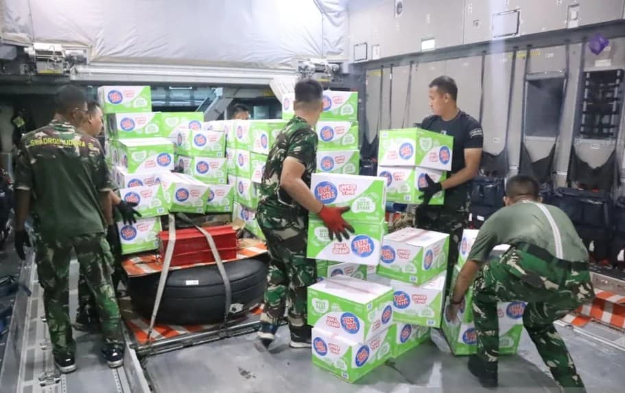 BNPB Kirim 165,97 Ton Bantuan untuk Korban Gempa NTT, Starlink hingga Genset Disalurkan