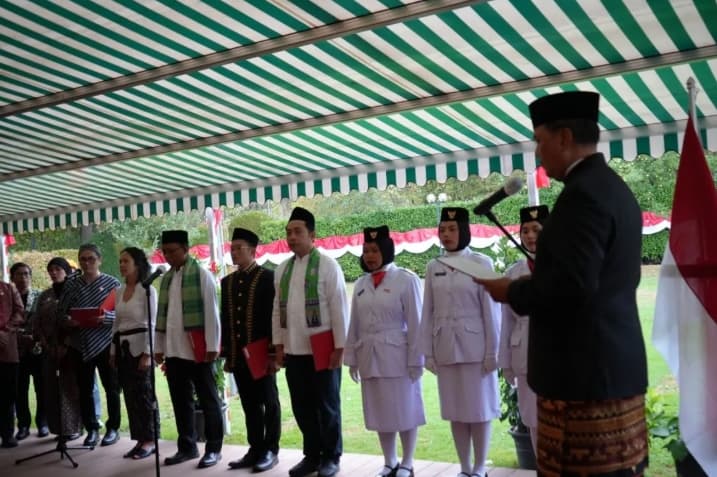 KBRI Bern Mengajak Diaspora Doakan Korban Gempa NTT dalam Peringatan HUT Ke-81 RI