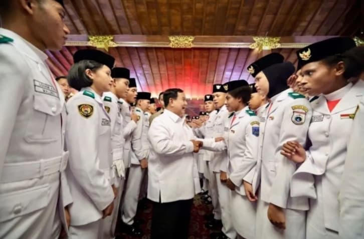 Prabowo Apresiasi Dedikasi Paskibraka Nasional Usai Kibarkan Merah Putih pada HUT Ke-81 RI