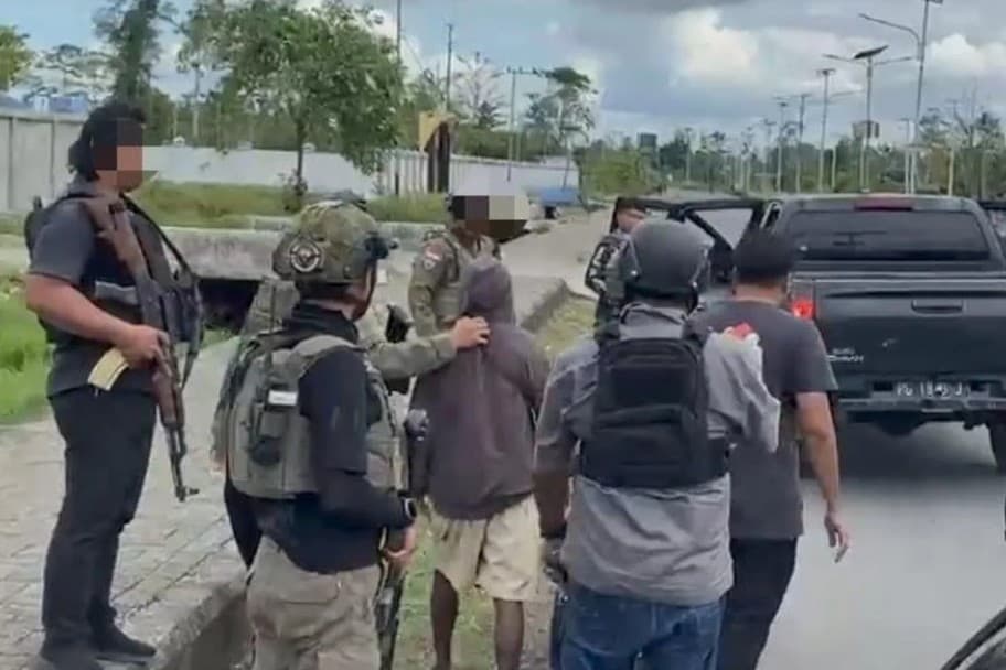 Satgas Damai Cartenz Kejar Dua DPO Kasus Pembunuhan Bripka Fredi Awes di Yahukimo