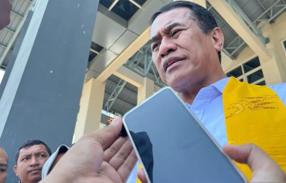 Mentan Andi Amran Turunkan Tim Ahli untuk Atasi Penyakit Bangkalan yang Mengancam Durian Sulawesi Tengah
