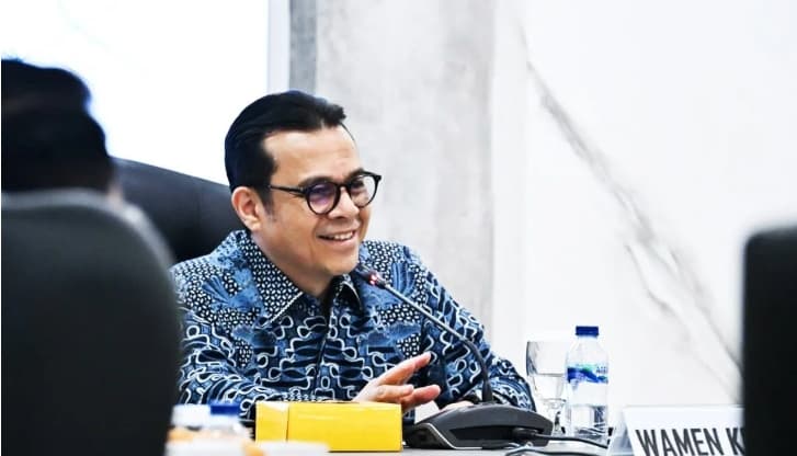 Wamenkomdigi Nezar Patria Nilai Ilmu Filsafat Makin Relevan di Tengah Perkembangan AI