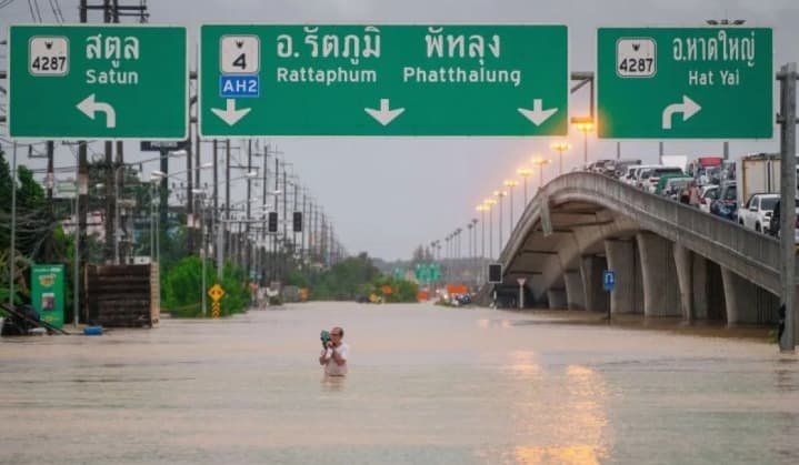 Banjir Parah Melanda Thailand, Dua Orang Tewas dan Ribuan Warga Dievakuasi