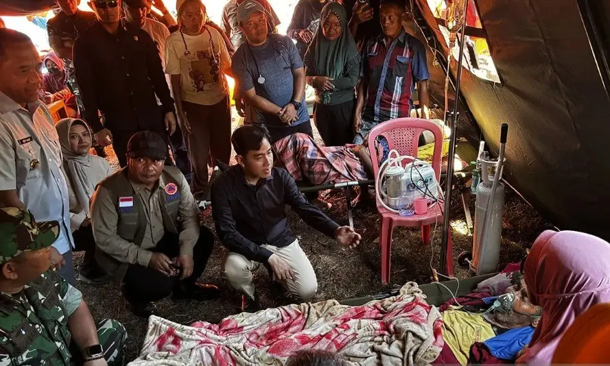 Gibran Instruksikan Bantuan Gempa NTT Menjangkau Pengungsi Mandiri hingga Rumah Rusak