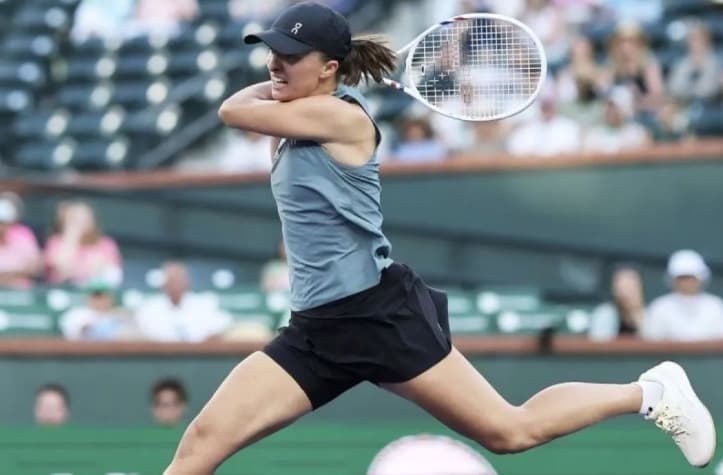 Iga Swiatek Melaju ke Semifinal Cincinnati Open setelah Elena Rybakina Mundur karena Cedera