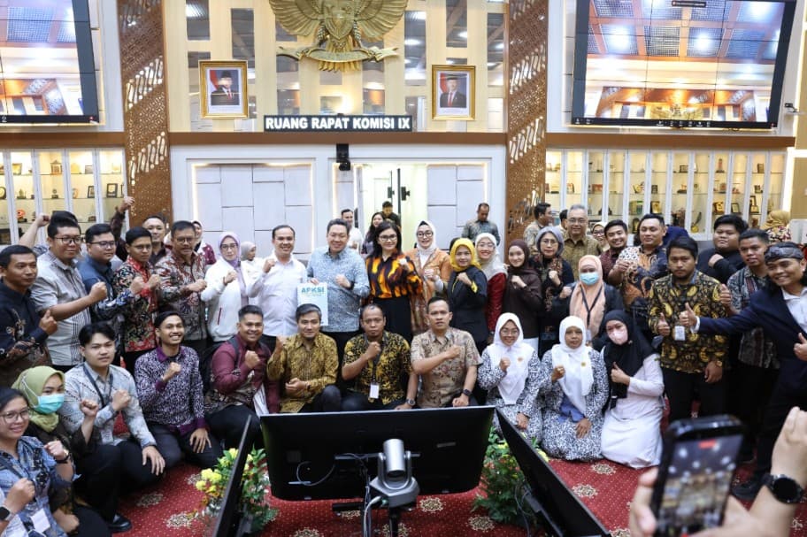 Charles Honoris Dorong Pemerintah Angkat PPPK Nakes Jadi PNS dan Perbaiki Penghasilan