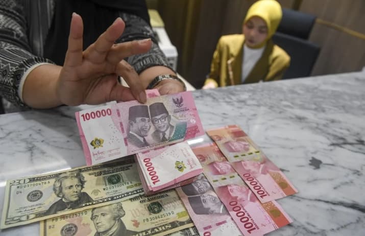 Rupiah Bergerak Datar pada Jumat Pagi dan Bertahan di Rp17.748 per Dolar AS