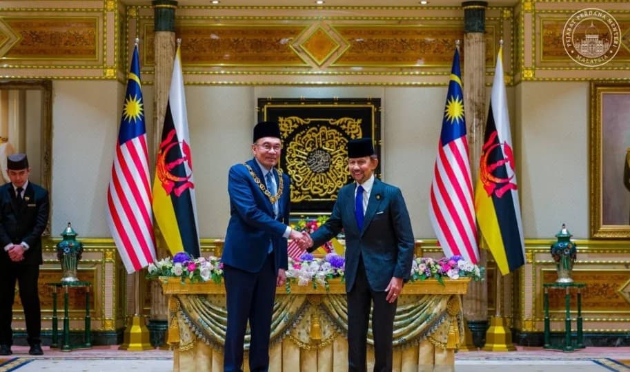 Anwar Ibrahim dan Sultan Hassanal Bolkiah Percepat Penyelesaian Batas Darat Malaysia-Brunei