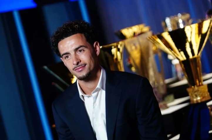 Curtis Jones Resmi Tinggalkan Liverpool dan Bergabung dengan Inter Milan hingga 2031