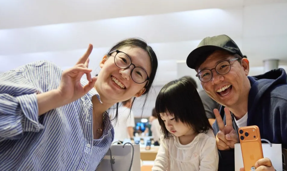 iPhone 18 Pro Dikabarkan Membawa Peningkatan Besar pada Chip, Baterai, Kamera, dan Siri