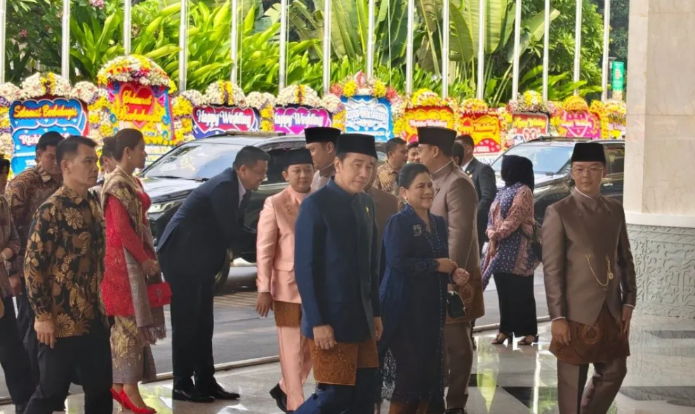 Gibran, Jokowi, dan Jusuf Kalla Menghadiri Akad Nikah Kasespri Presiden Rizky Irmansyah