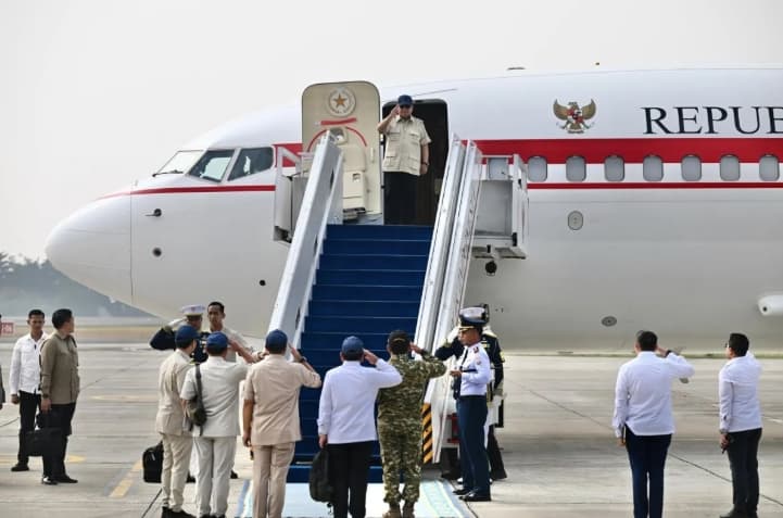 Prabowo Tinjau Karhutla di Sumatera, Penanganan Dimulai dari Riau