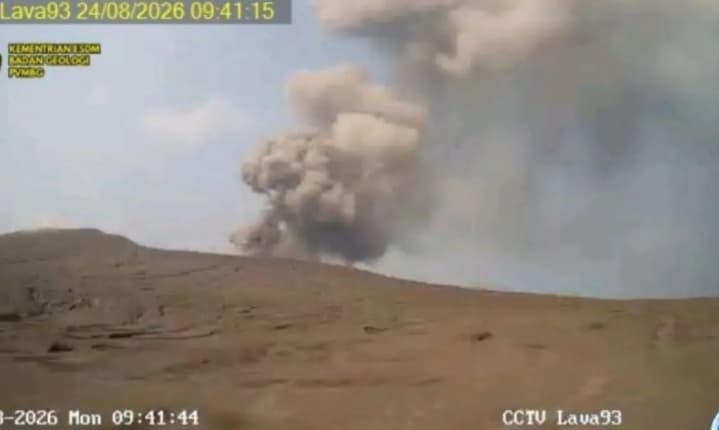 Gunung Anak Krakatau Erupsi Enam Kali Beruntun, Status Siaga dan Warga Dilarang Mendekat