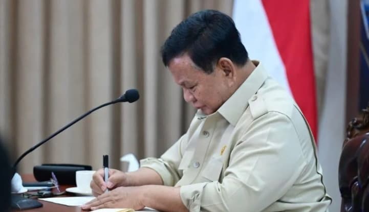 Prabowo Perintahkan Aparat Dalami Dugaan Korporasi Terlibat Pembakaran Lahan Penyebab Karhutla