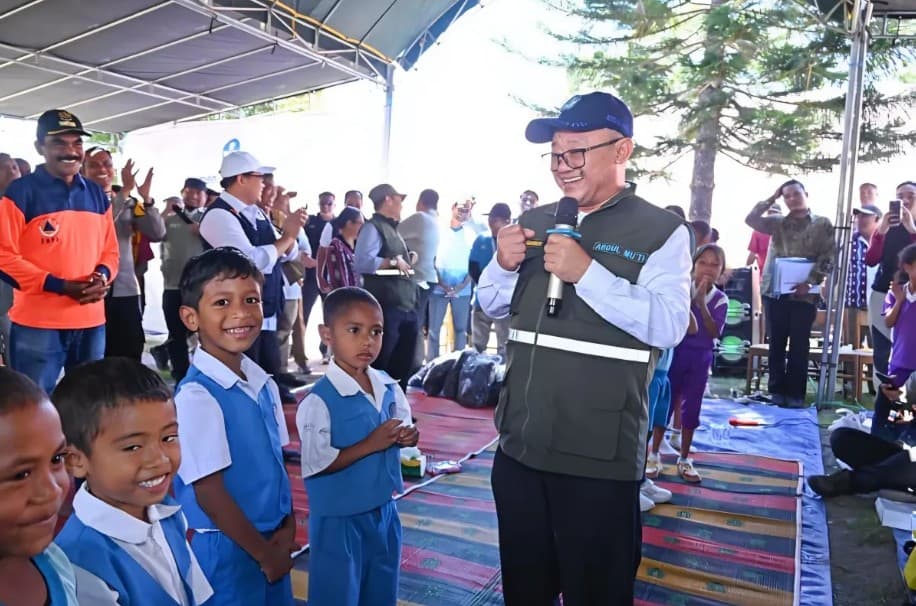 Kemendikdasmen Salurkan Rp860 Juta untuk 61 Sekolah Terdampak Gempa Flores, Revitalisasi Diprioritaskan pada 2026