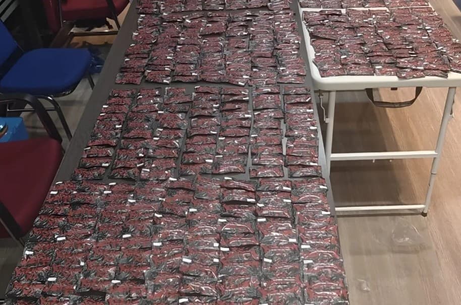 Bareskrim Gagalkan Peredaran 857 Cartridge Etomidate di Dumai, Kurir Dijanjikan Upah Rp25 Juta
