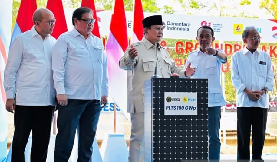 Bahlil Ungkap 14 Proyek PLTS Berkapasitas 5,3 GWp Diluncurkan dengan Investasi Rp135 Triliun