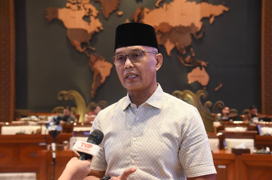 Unhan Tegaskan Tak Ada Larangan Hijab, Sukamta Minta Kebijakan Konsisten Diterapkan