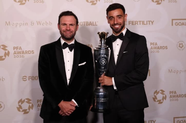 Bruno Fernandes Raih Pemain Terbaik PFA 2025/2026 Usai Cetak 9 Gol dan 21 Assist