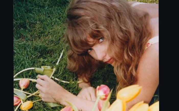 Taylor Swift Kenang Dolly Parton, Sebut Warisan Sang Ratu Country Akan Tetap Abadi