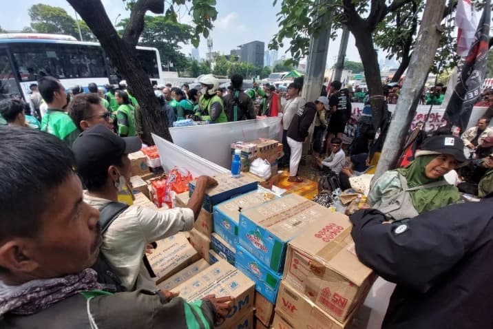 Massa AMPB Bergerak dari Pati ke Jakarta, Donasi Warga Jadi Bekal Aksi di DPR