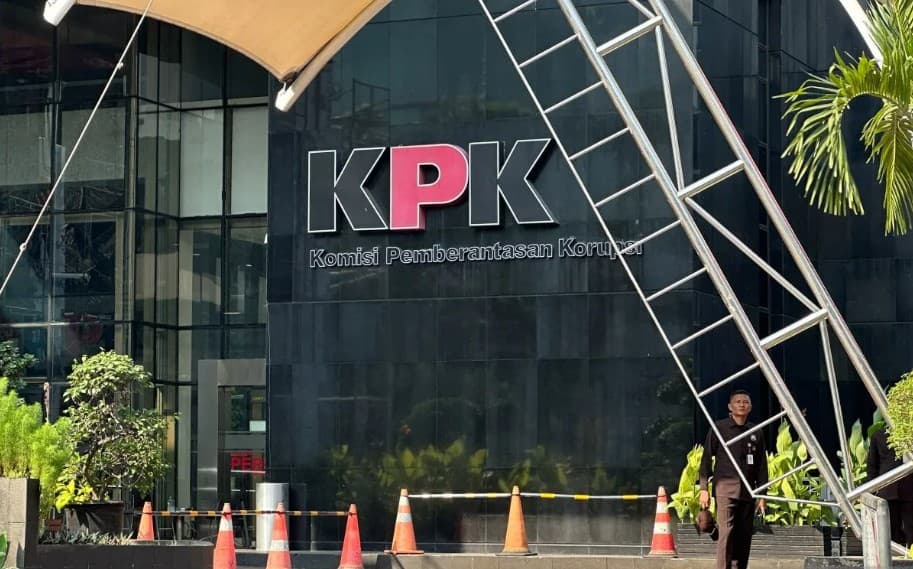 KPK Panggil Tersangka Bagus Wahyudiono dan Istri Eks Ketua DPRD Jatim dalam Kasus Dana Hibah