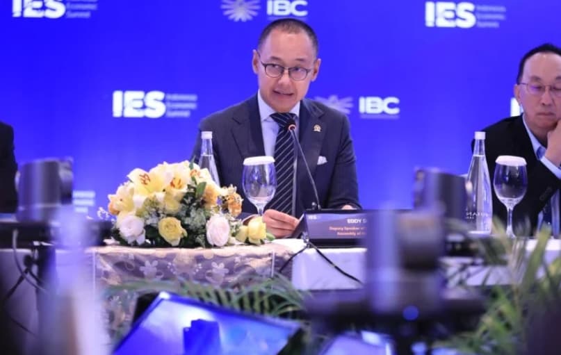 Eddy Soeparno Nilai PLTS 100 GW Bisa Dongkrak Industri Hijau dan Lapangan Kerja Indonesia
