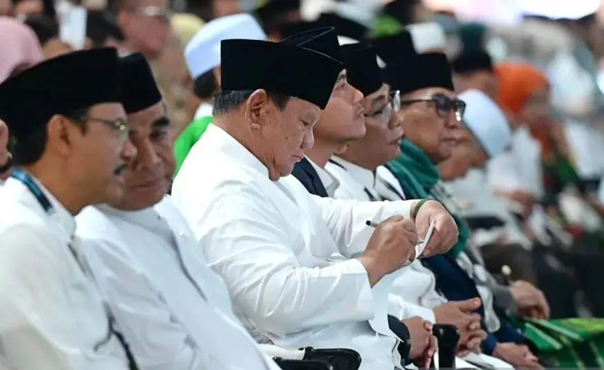Prabowo Pastikan Sekolah dan Pesantren NU Segera Menerima Empat Layar Interaktif