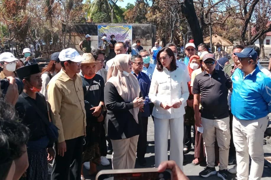 Menpar Widiyanti Dorong Pemulihan Kampung Adat Sade, Rekonstruksi Tetap Jaga Keaslian Budaya