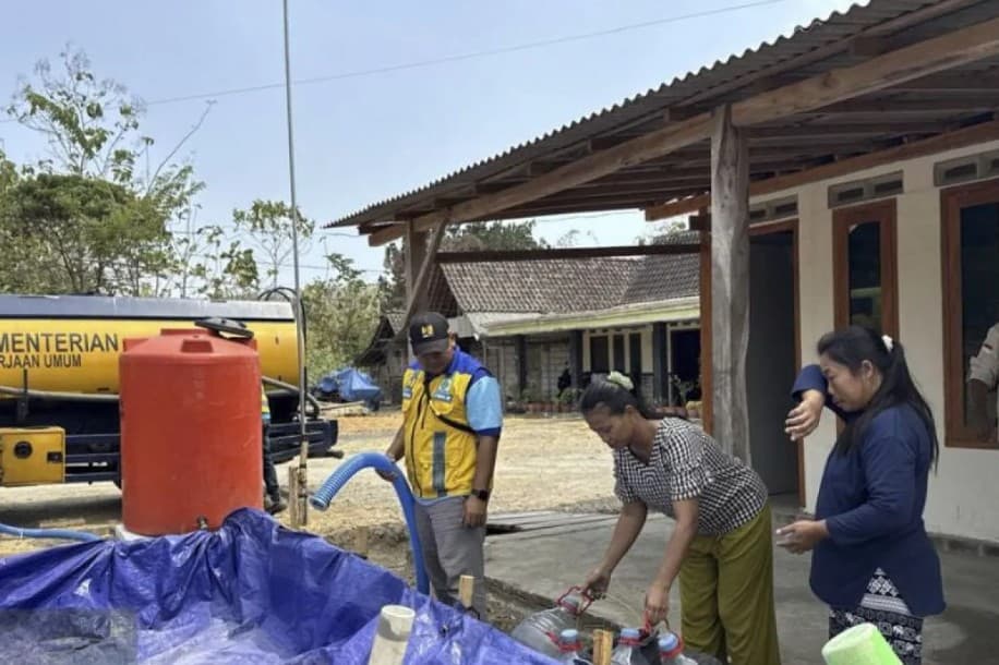 Kementerian PU Salurkan 29.000 Liter Air Bersih untuk 647 Warga Terdampak Kekeringan