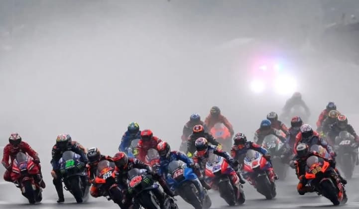 Izan Guevara Resmi Naik ke MotoGP 2027 Bersama Pramac Yamaha dan Jadi Rookie Ketiga