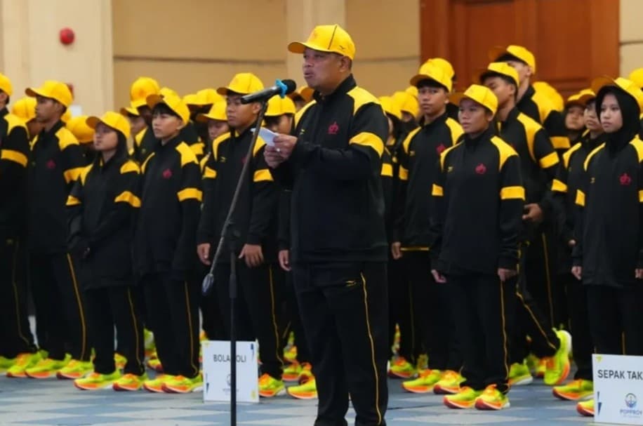 Jakarta Barat Lepas 208 Atlet Pelajar untuk Berlaga di POPPROV DKI Jakarta 2026