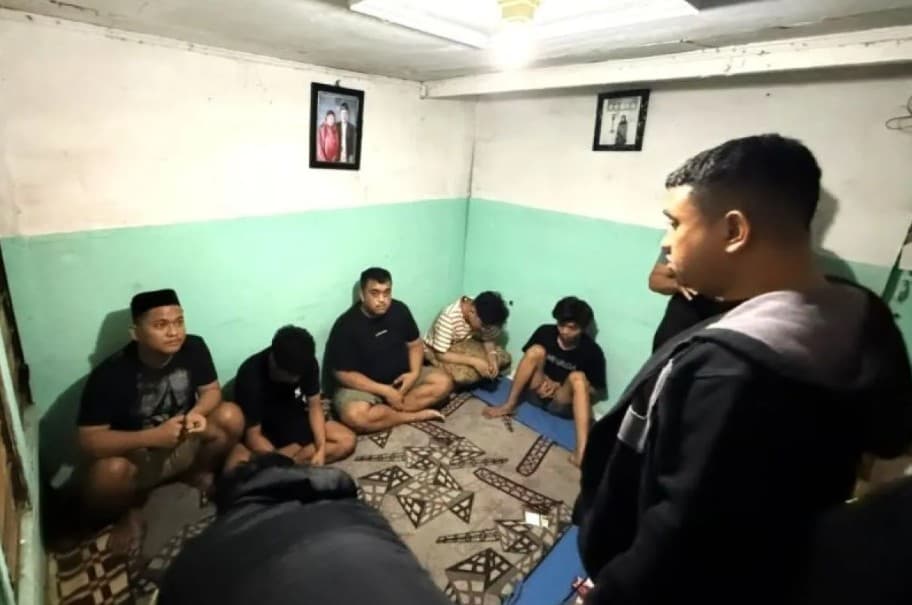 Polisi Bongkar Jaringan Passobis di Parepare, Enam Tersangka Menipu lewat Iklan Ponsel Murah