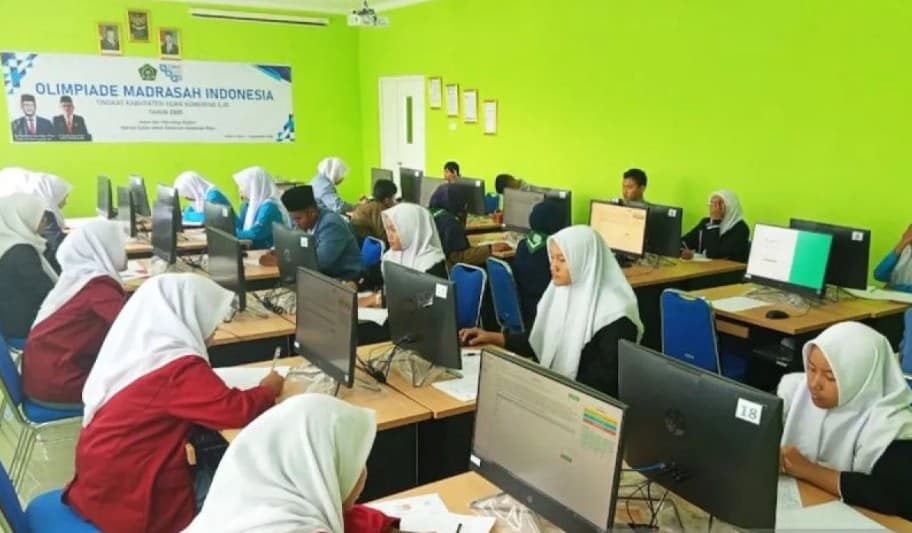 Kemenag Siapkan OMI 2026 untuk Mengakselerasi Talenta Sains, Riset, dan Inovasi Siswa Madrasah