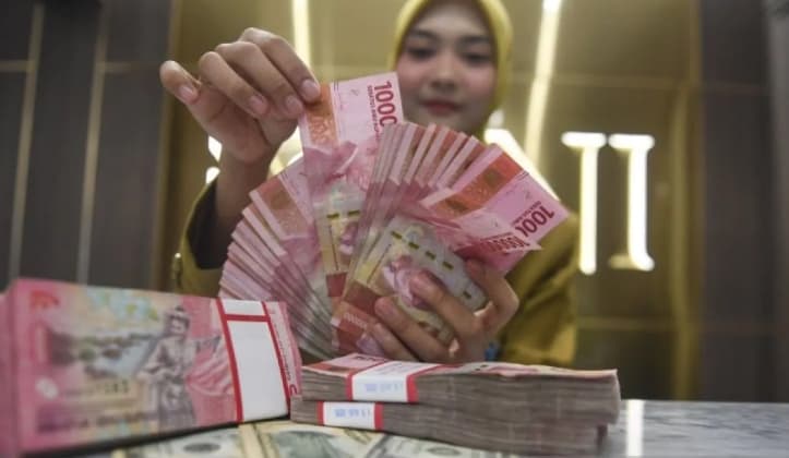 Rupiah Menguat 26 Poin Menjadi Rp17.718 per Dolar AS pada Perdagangan Jumat Pagi