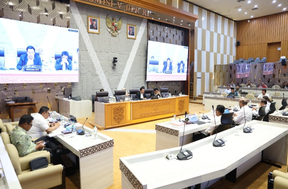 Komisi V DPR Mengawal Regulasi, Anggaran, dan Keselamatan Transportasi dalam Setahun Kerja