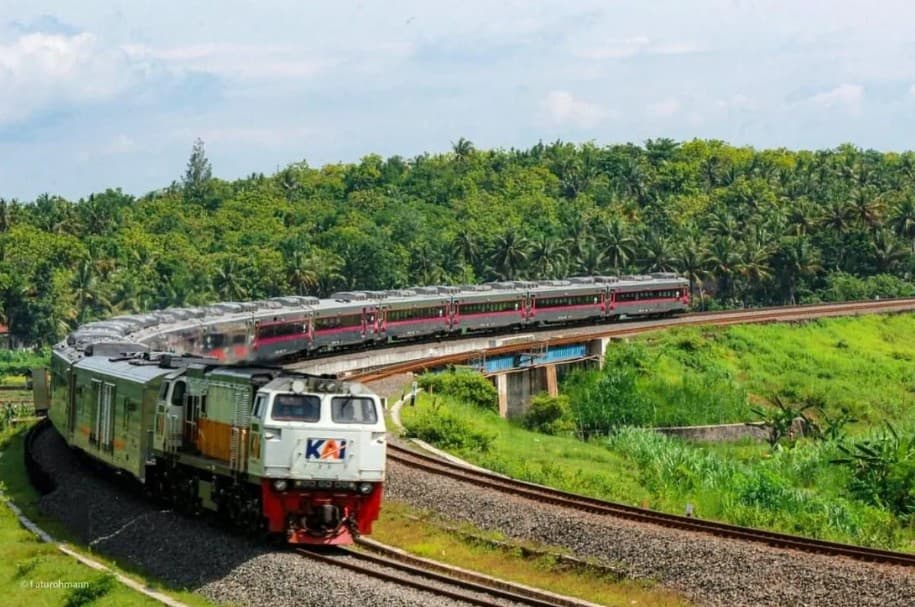 KAI Mempercepat Transformasi Menuju 2030, Integrasikan Mobilitas, Logistik, Teknologi, dan Keberlanjutan