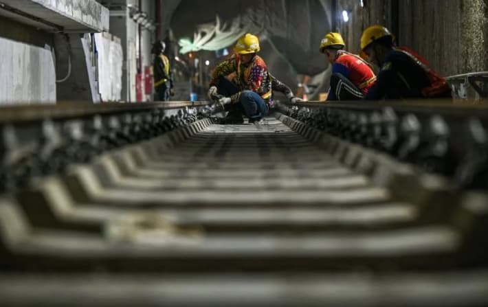 Ekonom Menilai Kepastian Kebijakan Menjadi Kunci untuk Memacu Investasi di Indonesia