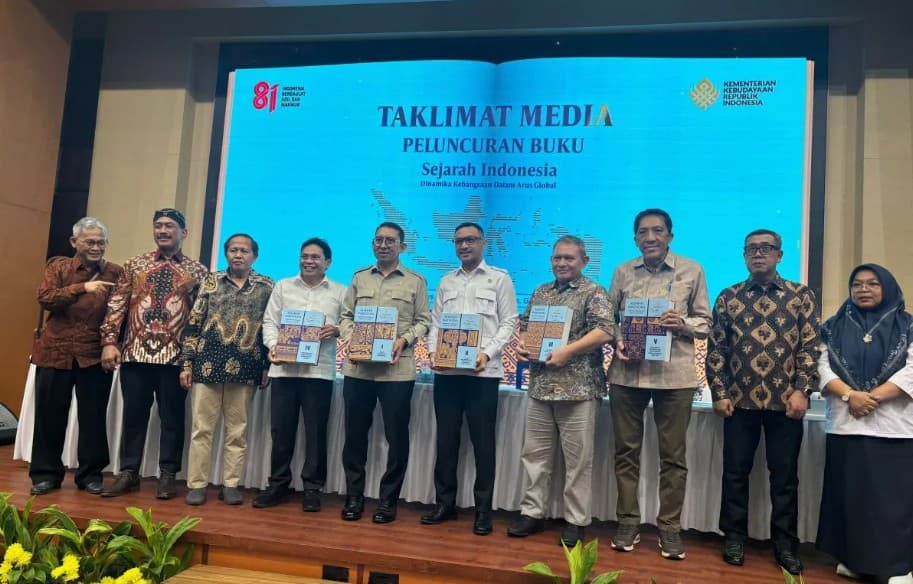 Kementerian Kebudayaan Meluncurkan Lima Jilid Sejarah Indonesia, Libatkan 123 Penulis dari Puluhan Institusi
