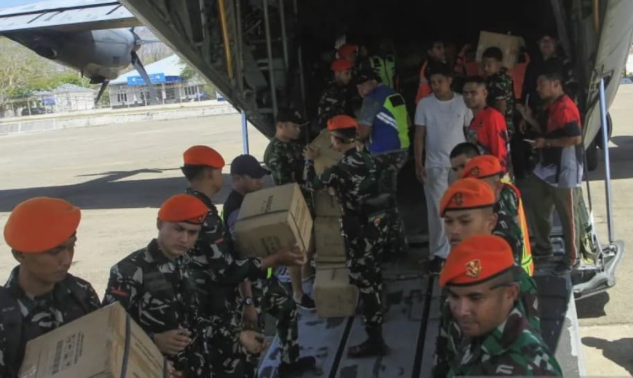 TNI AU Telah Distribusikan 729 Ton Bantuan untuk Korban Gempa NTT Selama 15 Hari