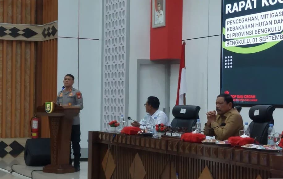 Kapolda Bengkulu Tegaskan Pelaku Karhutla Disengaja maupun Akibat Kelalaian Akan Ditindak