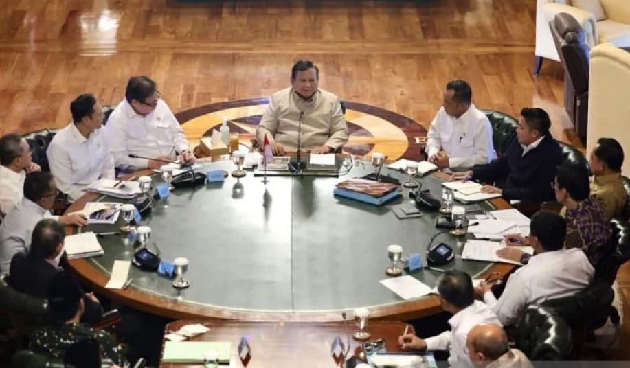 Prabowo Pimpin Rapat di Hambalang, Pemerintah Siapkan Hunian Layak dan Pembiayaan Lebih Ringan