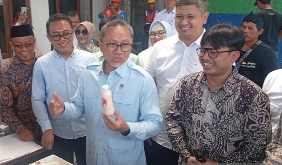 Zulhas Apresiasi Peternakan Kambing Perah Terintegrasi Pengolahan Limbah di Banyumas