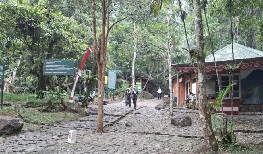 TNGGP Perpanjang Penutupan Pendakian Gunung Gede hingga Waktu yang Belum Ditentukan