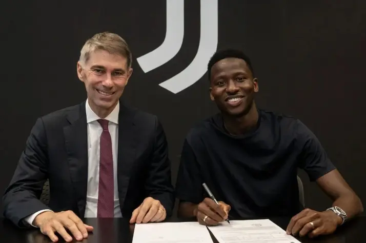 Juventus Boyong Pape Matar Sarr dari Tottenham dengan Klausul Pembelian Rp565 Miliar