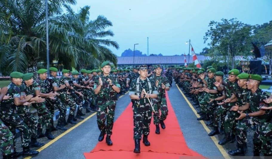 Pangdam VI/Mulawarman Mengecek Kesiapan Pasukan di Malinau untuk Menjaga Perbatasan Indonesia-Malaysia