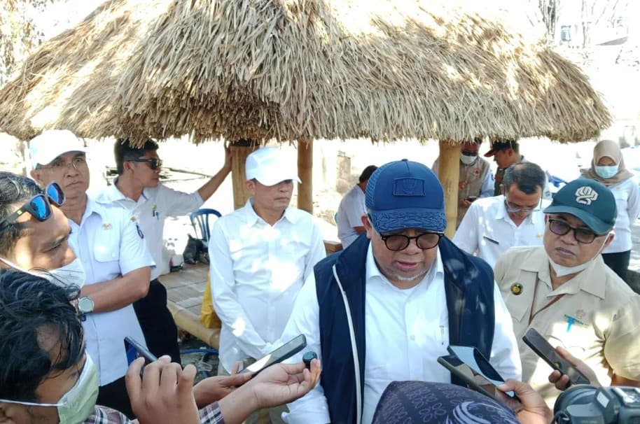 Pemerintah Usulkan Restorasi Kampung Adat Sade, Fahri Hamzah Dorong Kawasan Lebih Aman dan Asri
