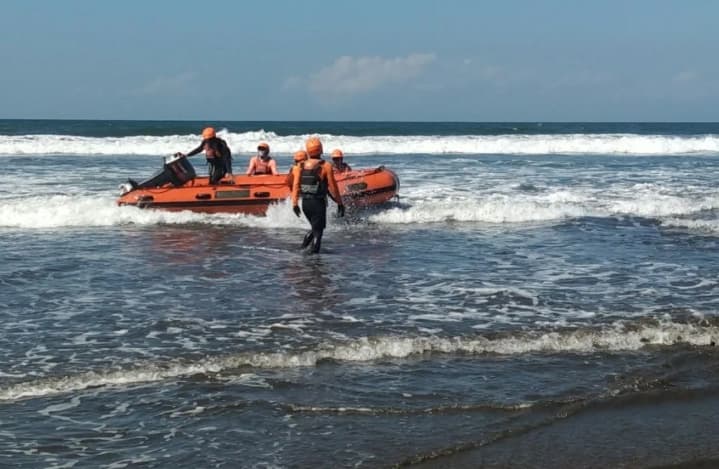 WNA Polandia yang Terseret Arus di Pantai Tembles Ditemukan Meninggal Dunia