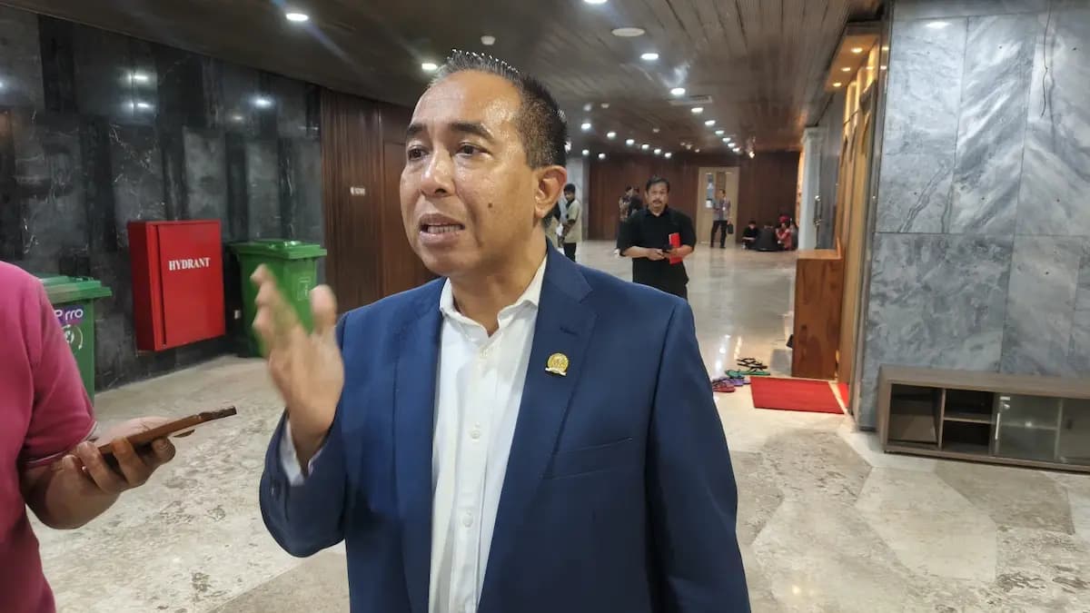 Mori Hanafi Tagih Komitmen Pemerintah Pulihkan Kantor DPRD