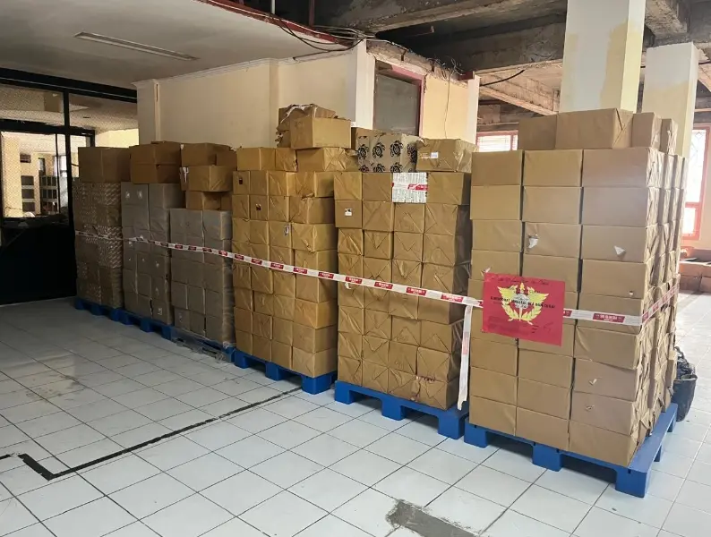 Bea Cukai Kediri Gagalkan Pengiriman 1,5 Juta Rokok Ilegal Usai Kejar-kejaran di Nganjuk